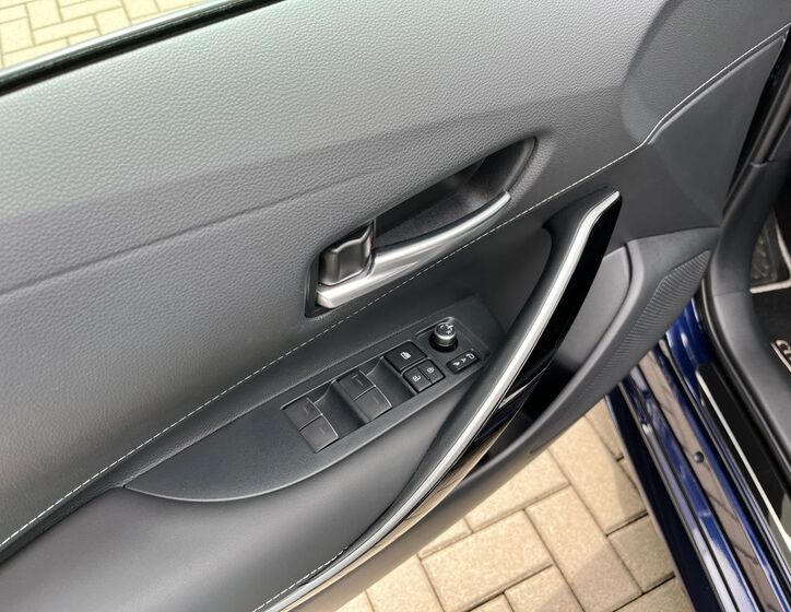 Toyota Corolla 12