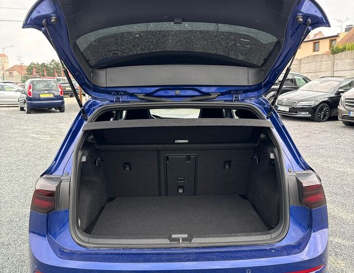 Volkswagen Golf 28