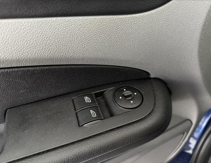 Ford Focus 10