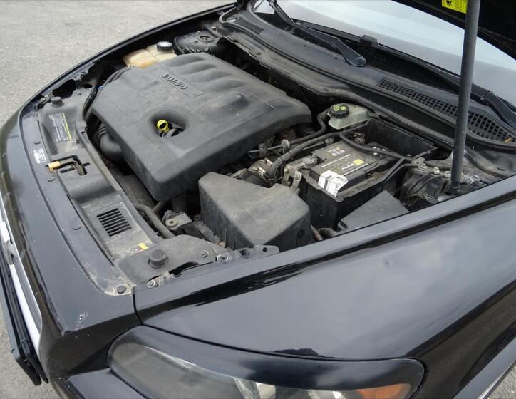 Volvo C30 25