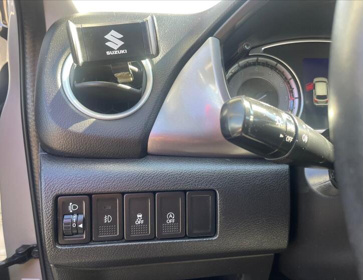 Suzuki Vitara 17