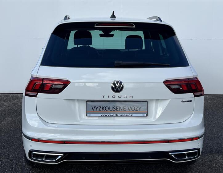 Volkswagen Tiguan 8