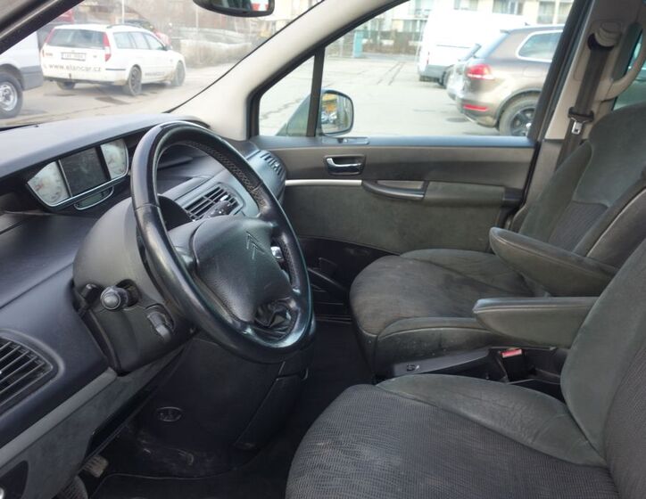 Peugeot 807 17