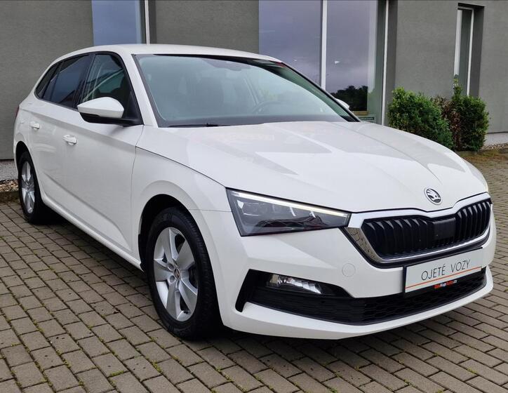 Škoda Scala 3