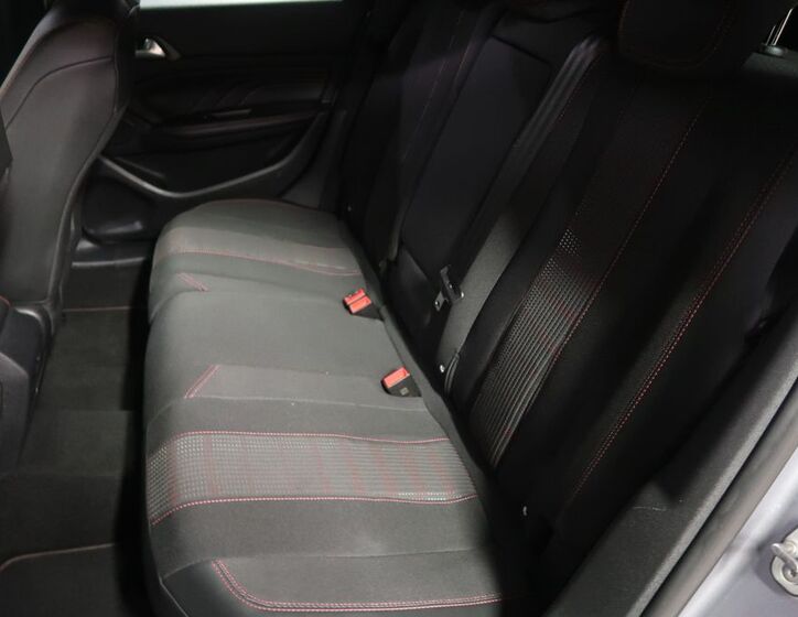 Peugeot 308 10
