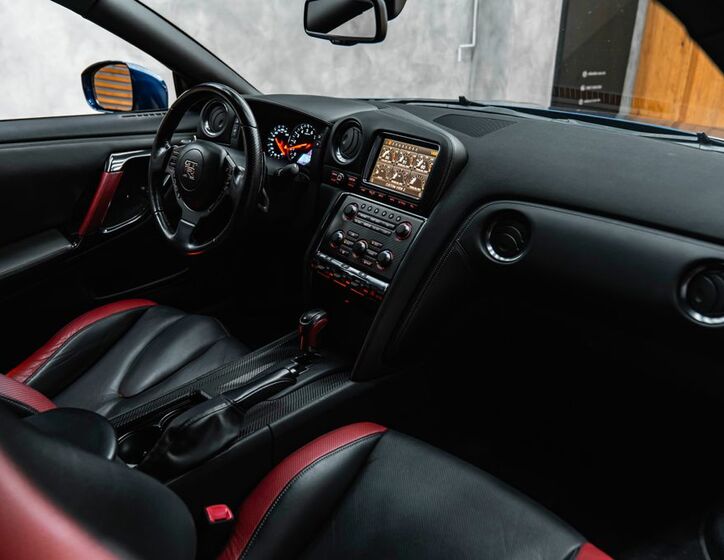 Nissan GT-R 30