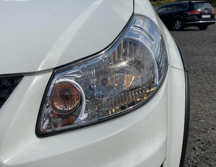Suzuki SX4 7