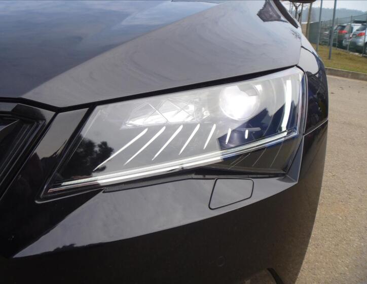 Škoda Superb 56