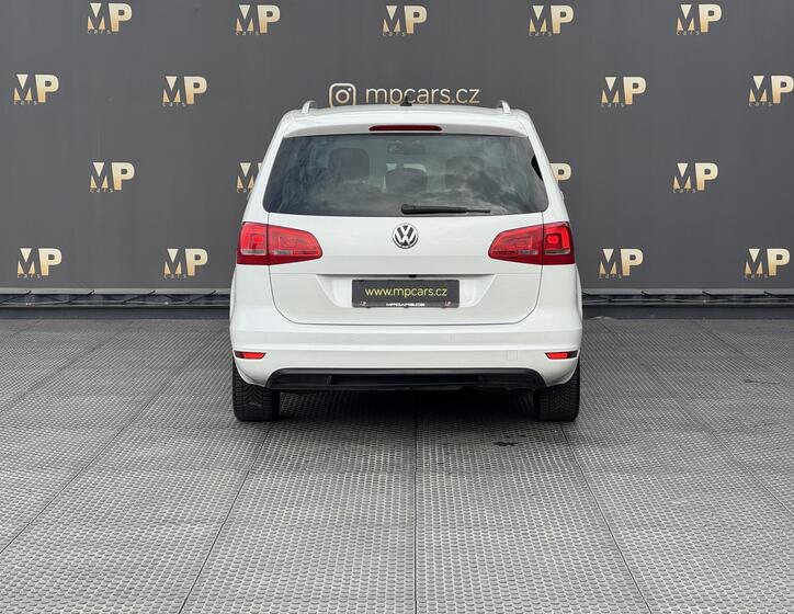 Volkswagen Sharan 8