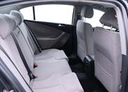 Volkswagen Passat 13