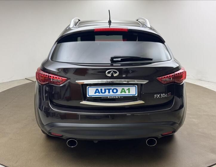 Infiniti FX30 5
