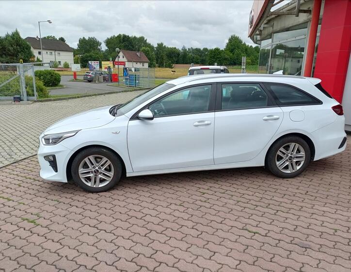 KIA Ceed 5