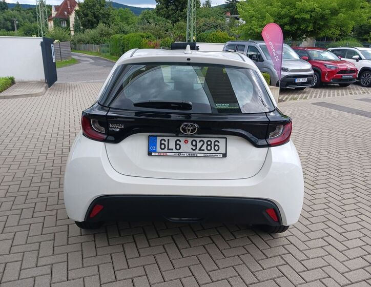 Toyota Yaris 30
