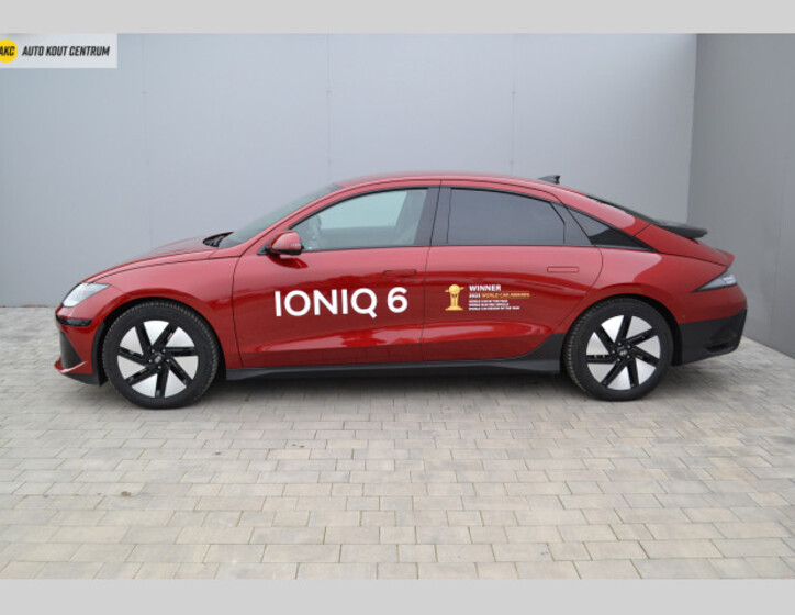Hyundai Ioniq 6 4