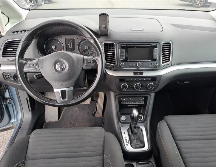 Volkswagen Sharan 9