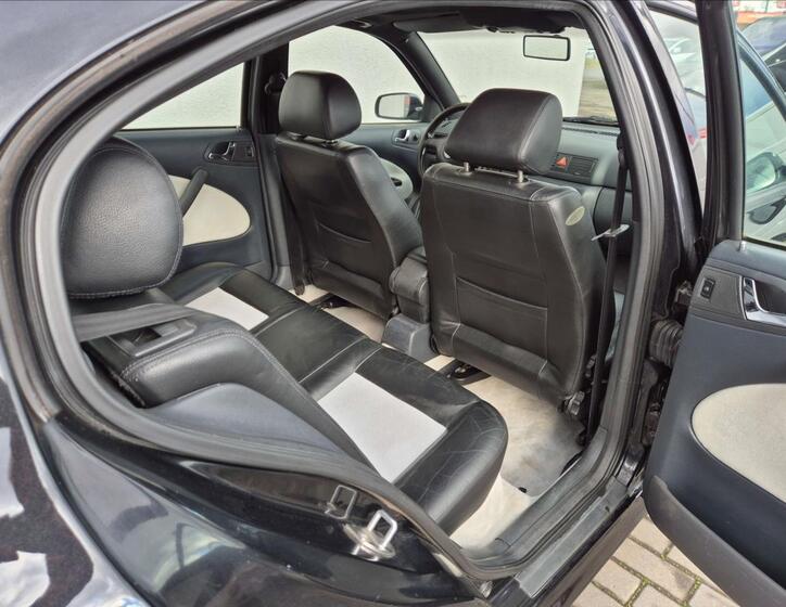 Škoda Octavia 16