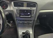 Volkswagen Golf 17