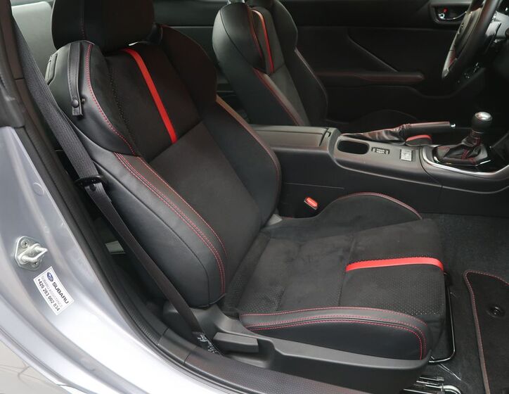 Subaru BRZ 11