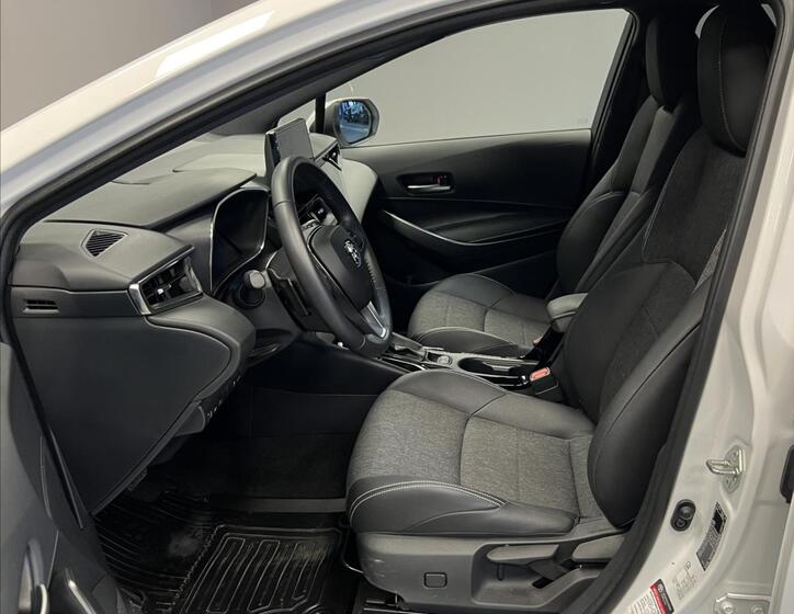 Toyota Corolla 9