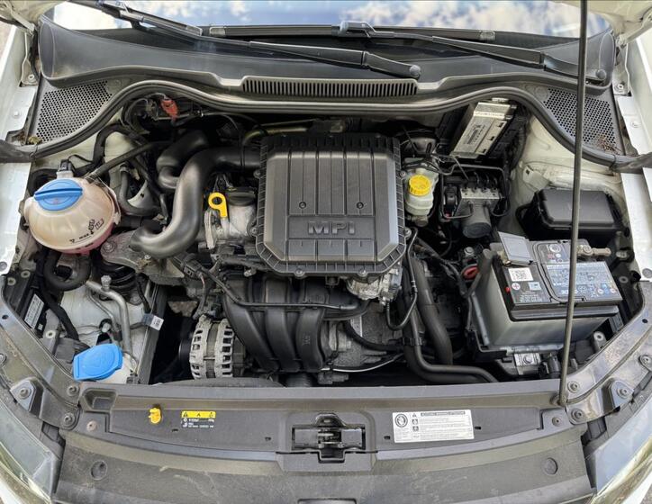 Volkswagen Polo 16