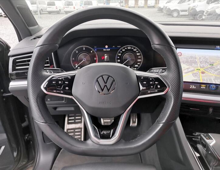 Volkswagen Touareg 26