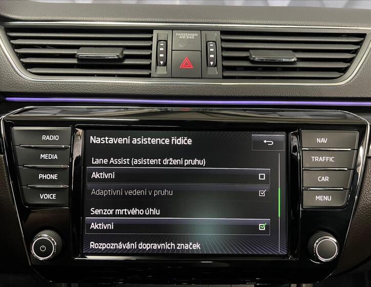 Škoda Superb 16
