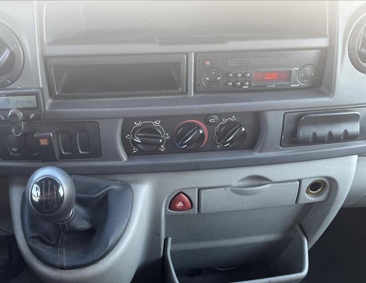 Renault Master 14