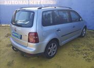 Volkswagen Touran 4