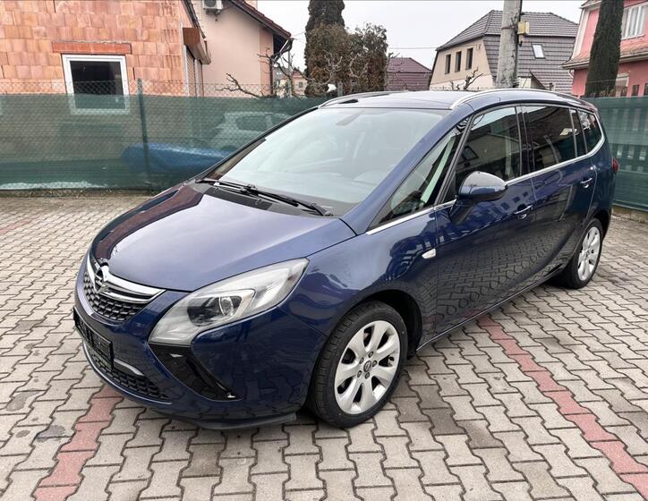 Opel Zafira 9