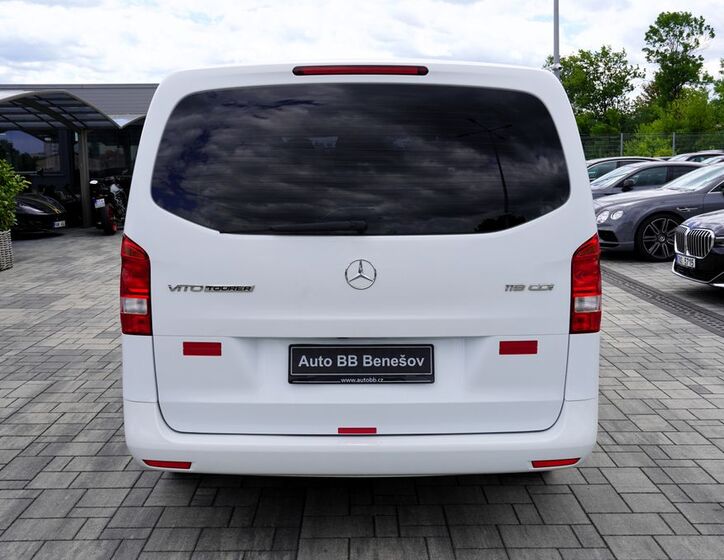 Mercedes-Benz Vito 5