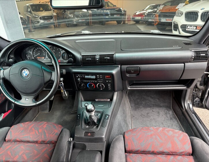 BMW Řada 3 16