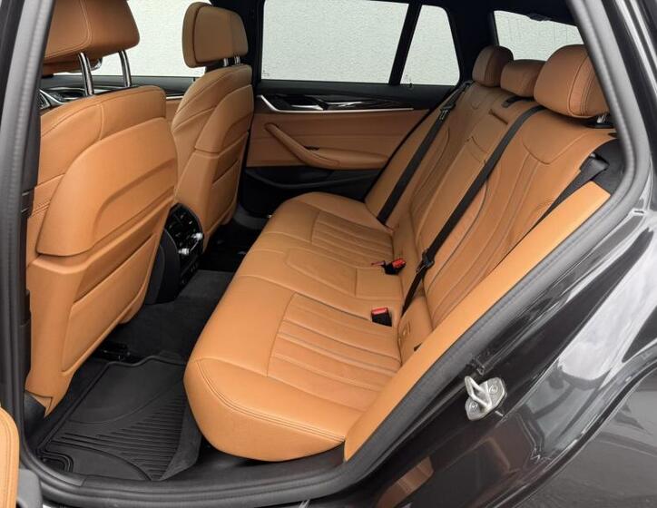 BMW Řada 5 8