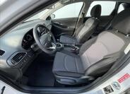 Hyundai i30 4
