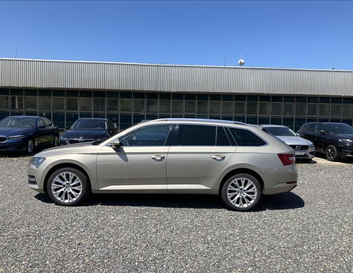 Škoda Superb 3