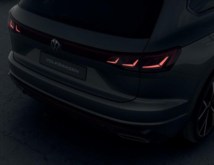Volkswagen Touareg 8