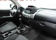 Mitsubishi L200 9