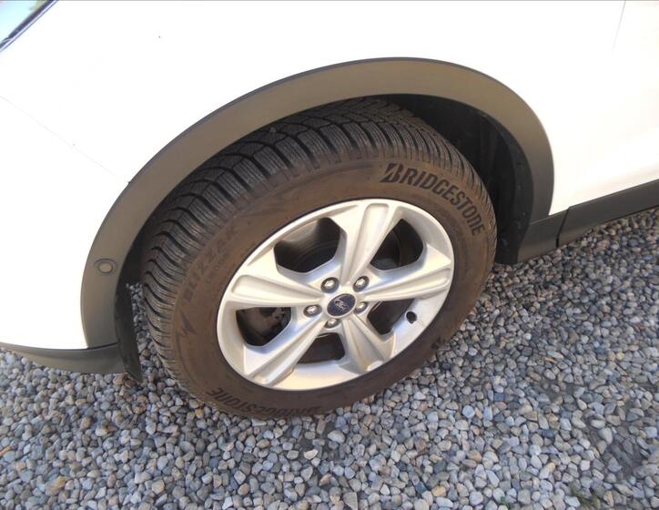 Ford Kuga 21
