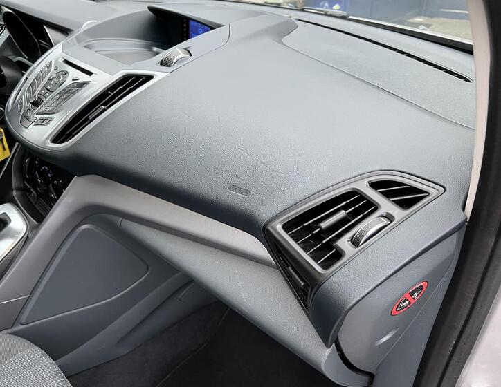 Ford C-MAX 38