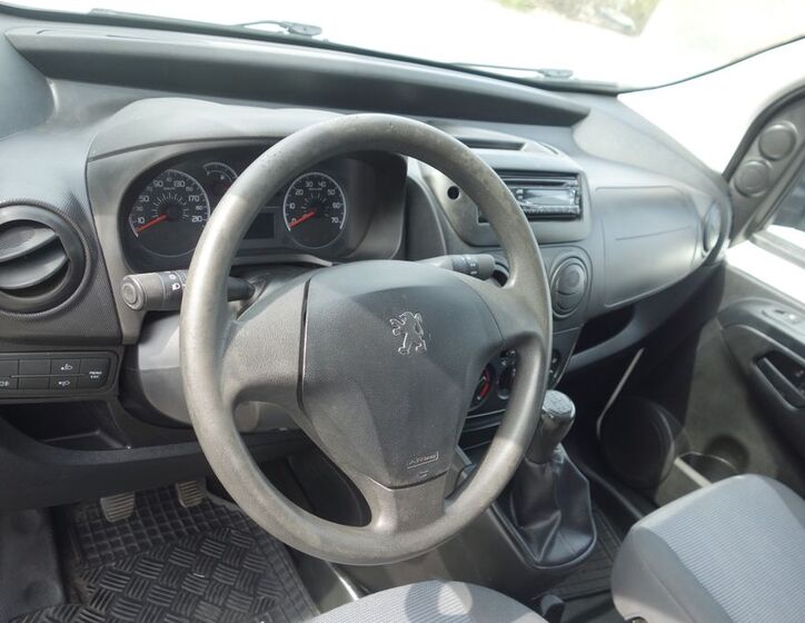 Peugeot Bipper 17
