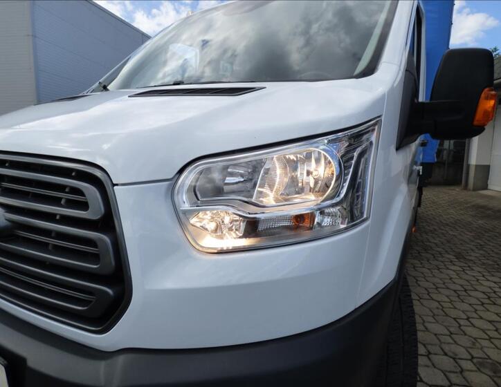 Ford Transit 47