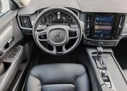 Volvo V90 17
