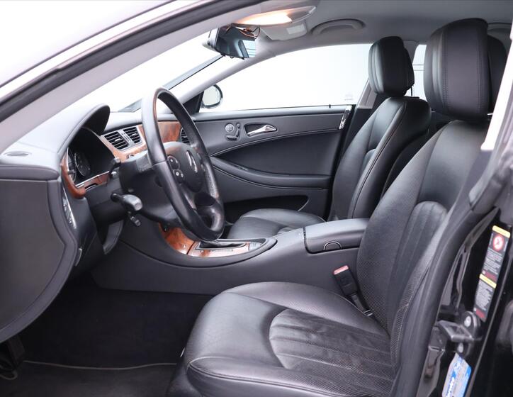 Mercedes-Benz CLS 11