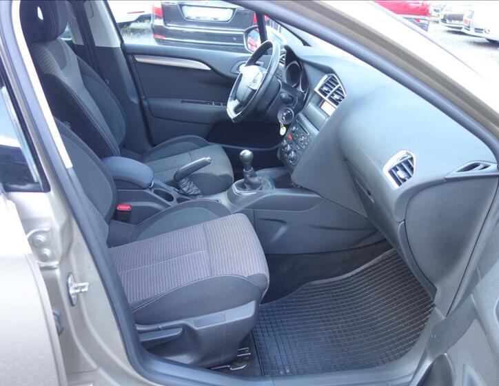 Citroën C4 11