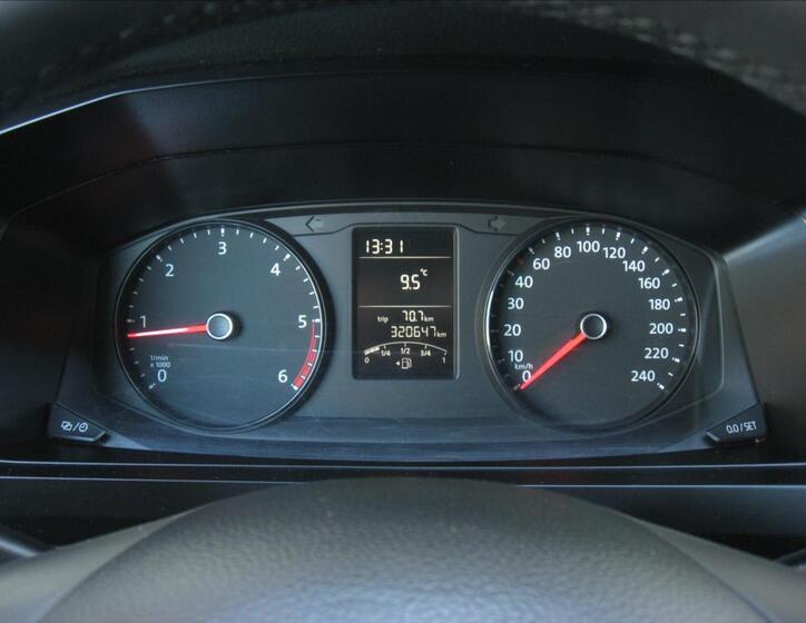 Volkswagen Transporter 33