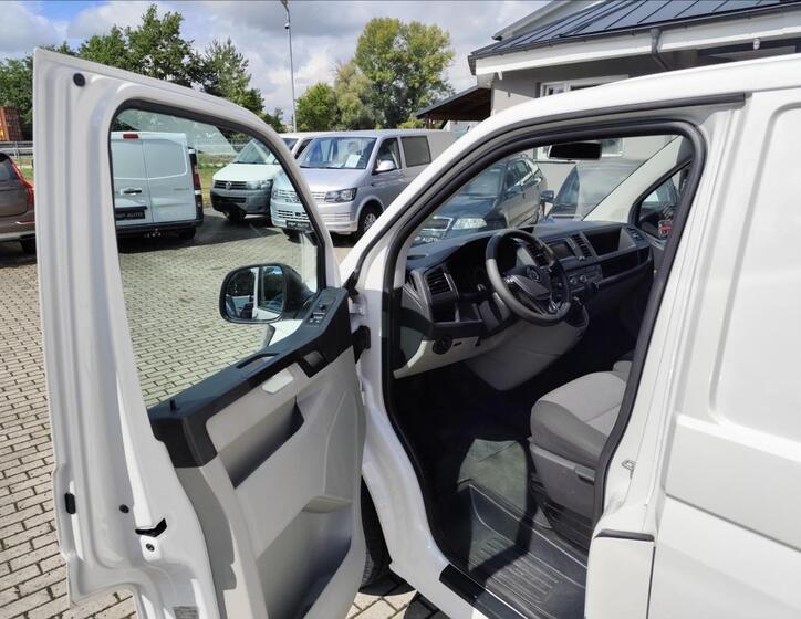 Volkswagen Transporter 13