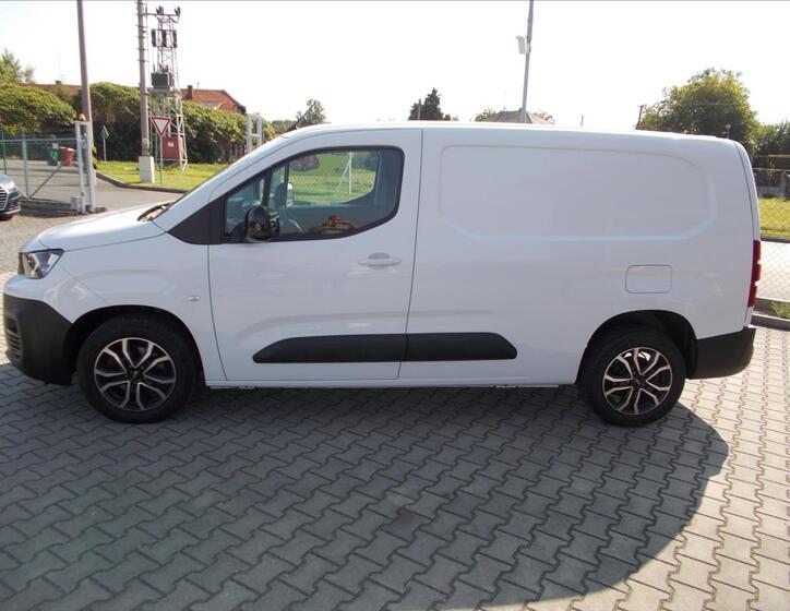 Peugeot Partner 4