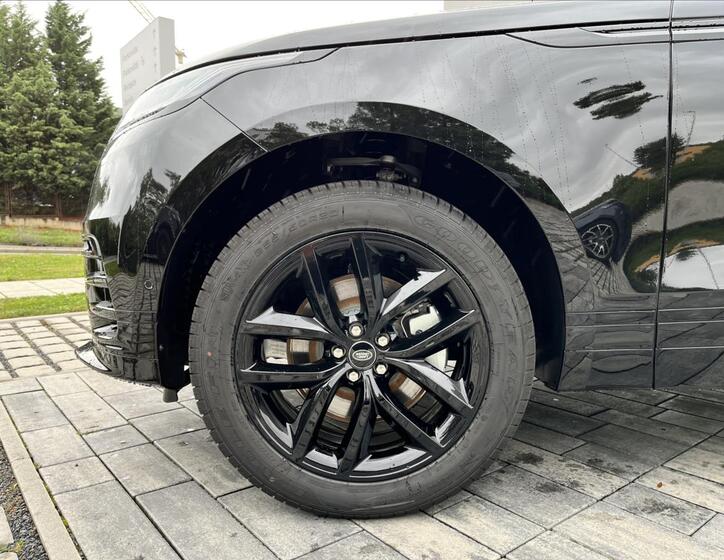 Land Rover Range Rover Velar 3