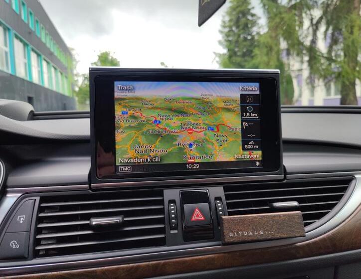 Audi A6 27