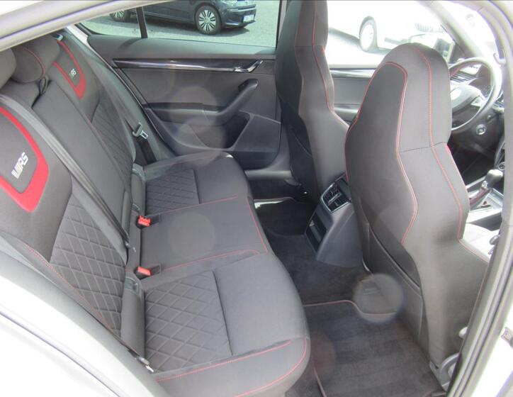 Škoda Octavia 11