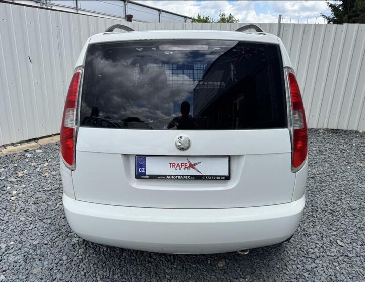 Škoda Praktik 11